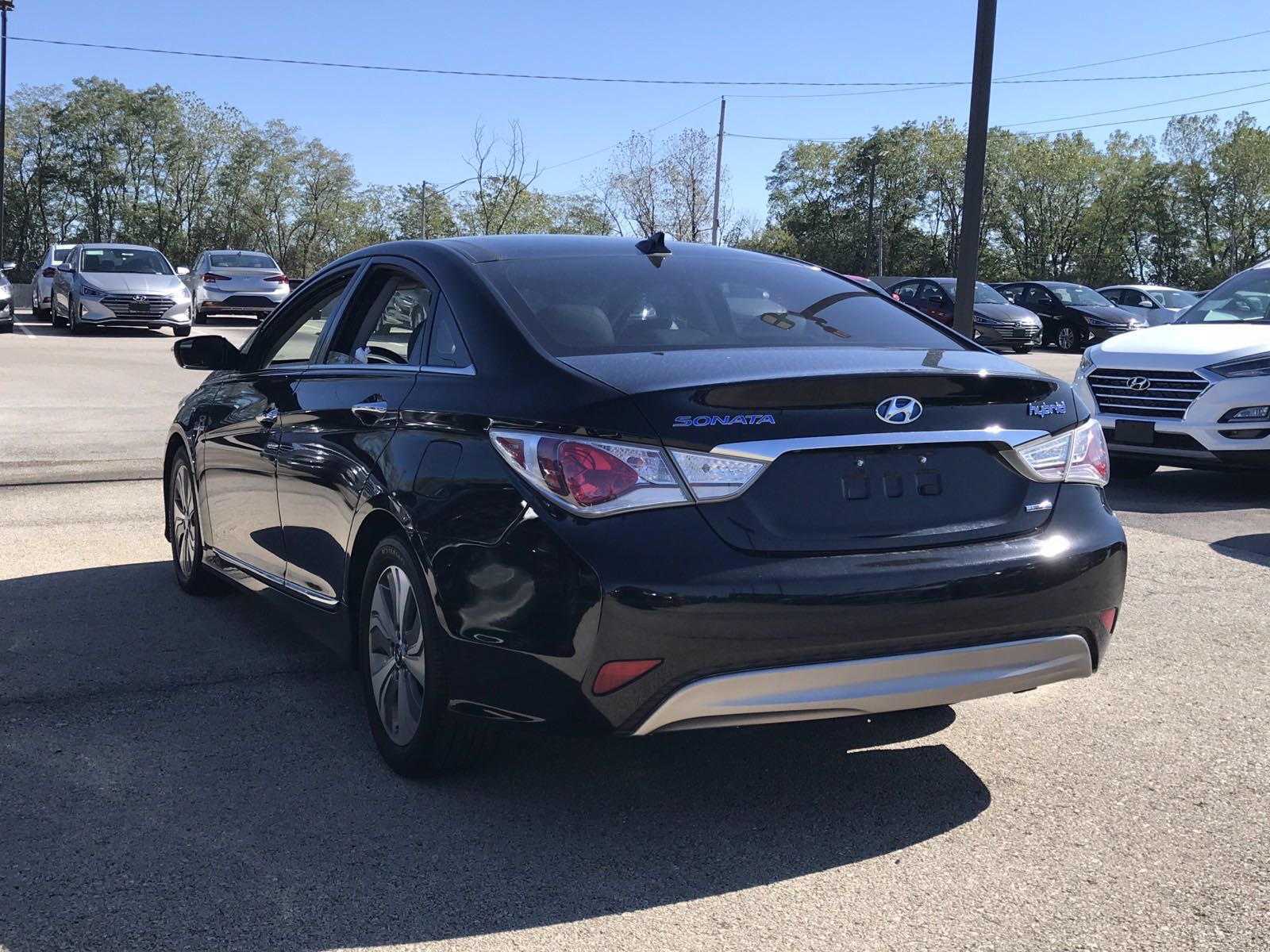 PreOwned 2013 Hyundai Sonata Hybrid Limited w/Panoramic Sunroof Pkg