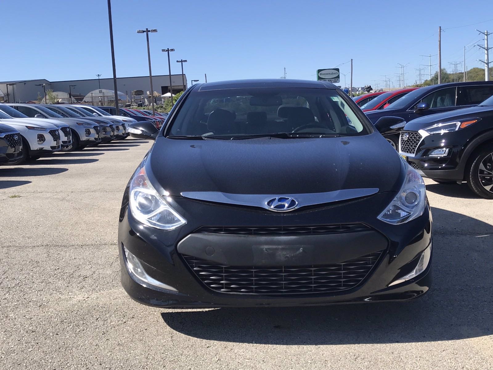 PreOwned 2013 Hyundai Sonata Hybrid Limited w/Panoramic Sunroof Pkg